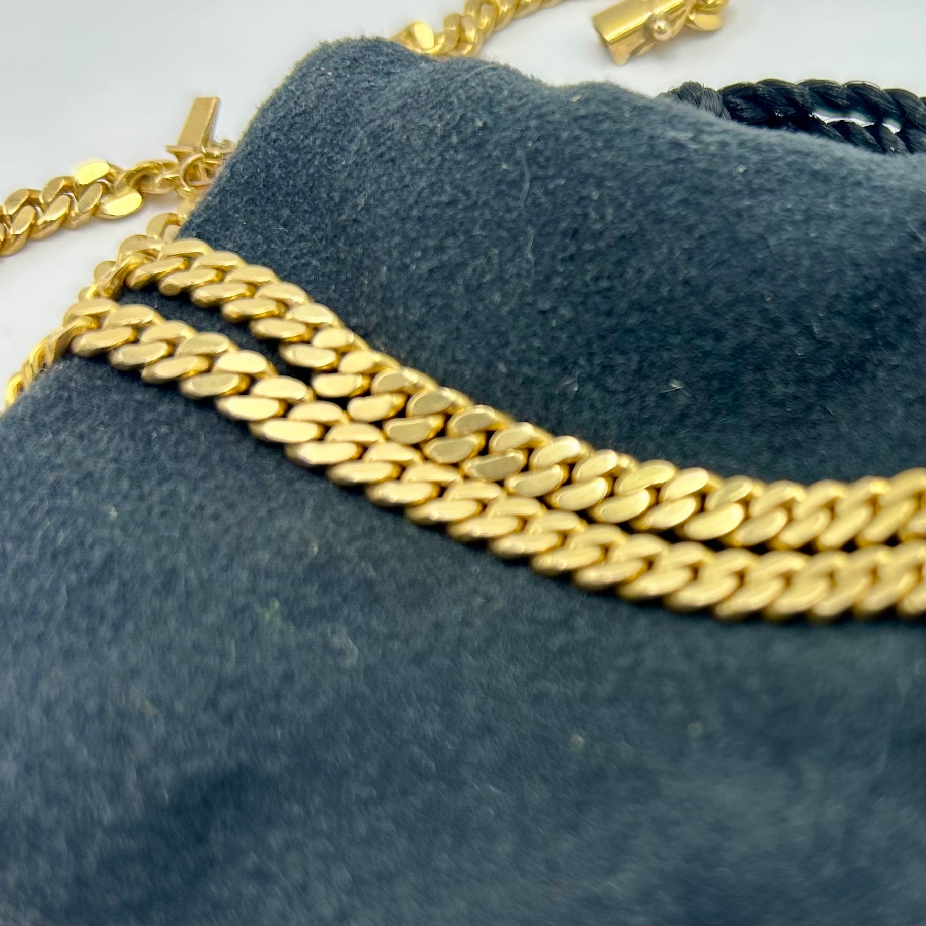 18k Cuban Link Gold Chain Necklace